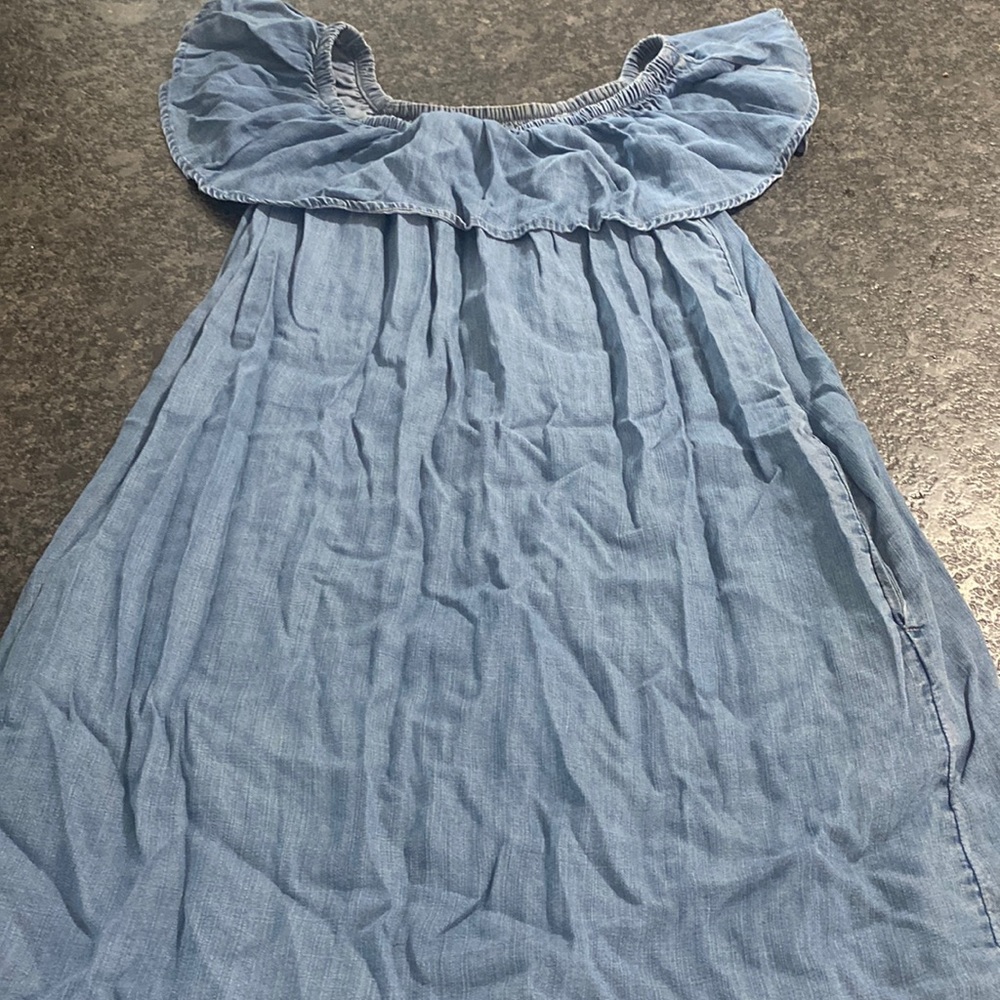 Blue dress